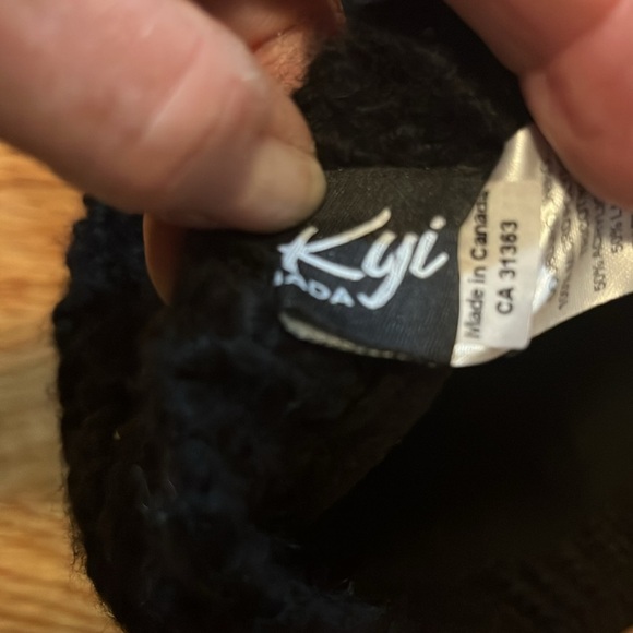 Kyi Kyi Classic Fur Multi Color Pom NEW - Picture 9 of 12